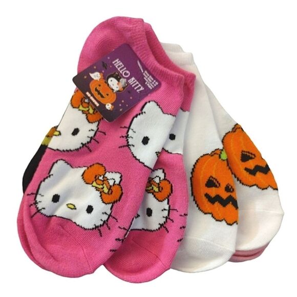 Hello Kitty 5 Pairs Pink Halloween Theme Prints No Show Socks NWT - Picture 11 of 12